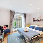 Stylish Living By Lawsons - 3 En Suites