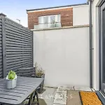 Central Living By Lawsons