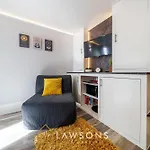 Central Living By Lawsons