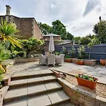 Chic 3-Bed Townhouse,2 Mins To Windsor\'S Long Walk