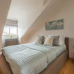 Hampden Apartments - The Victoria