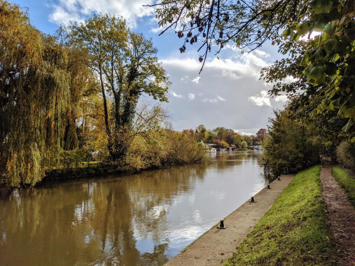 Perfect For Legoland, Castle And Ascot With Free Parking Apartment