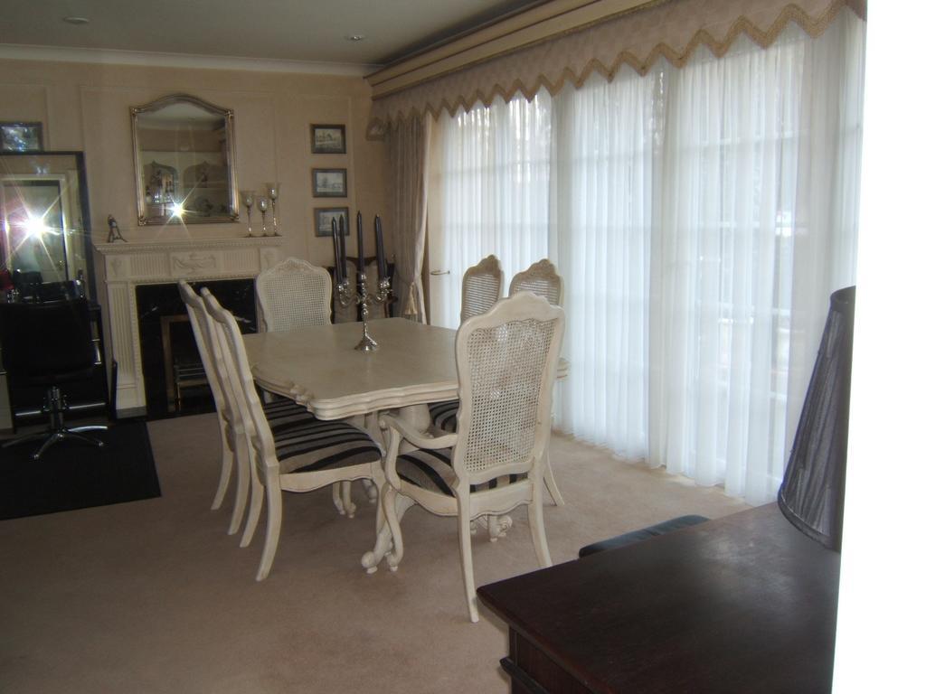 Mcmillans Bed & Breakfast *