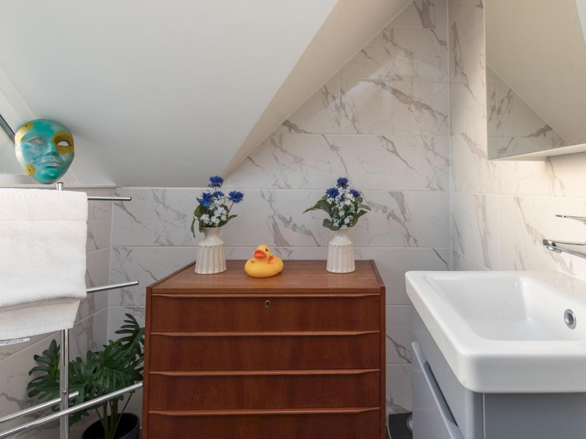 Apartment Pass The Keys Stunning 7 Sleeper Penthouse On Riverside *