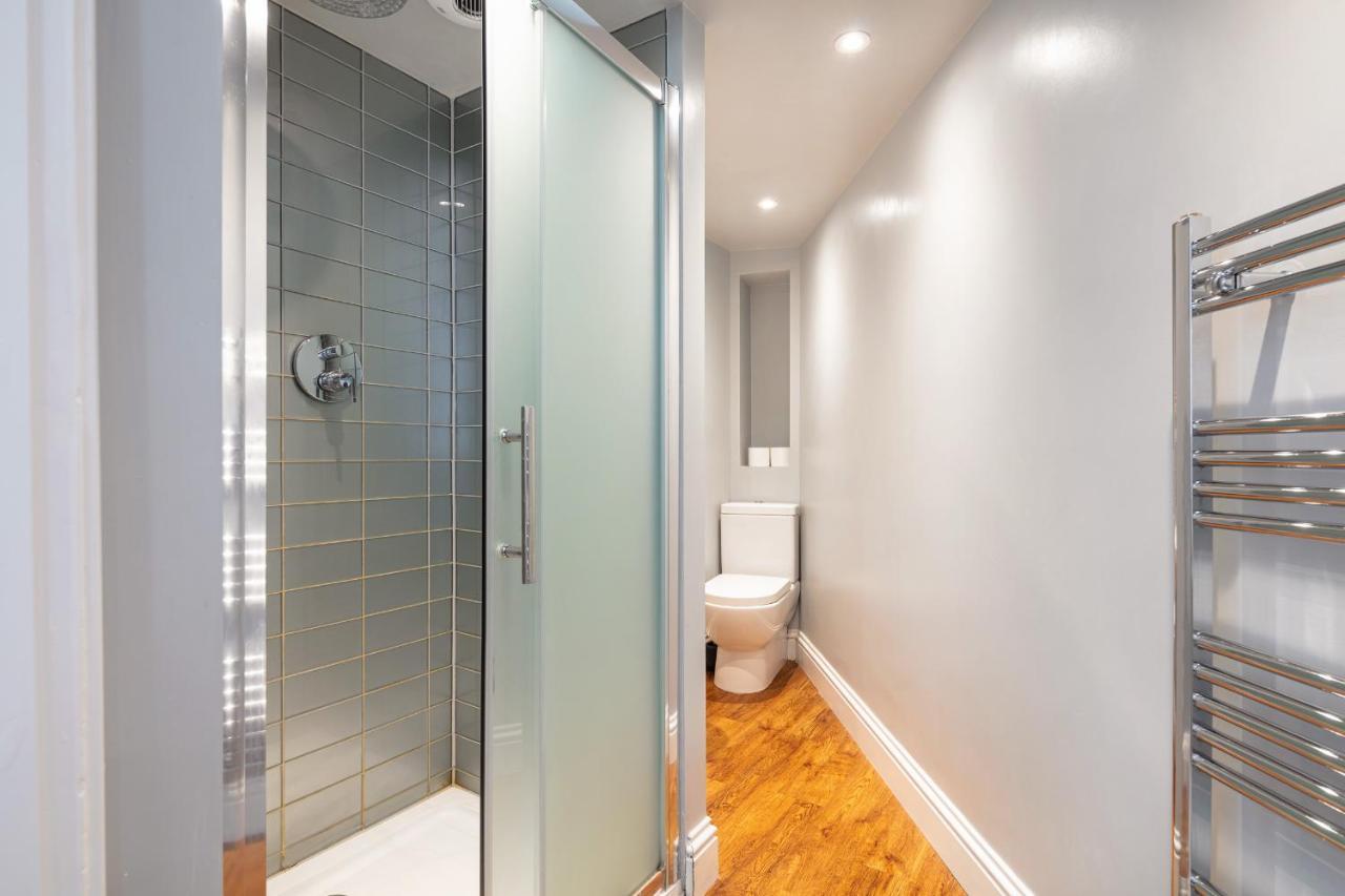 Castle Properties: The Duchess, 3 Bed Family * Windsor