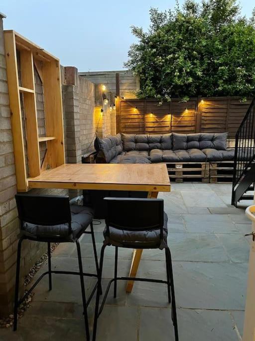 Apartment Modern Garden Flat, Walk 2 Sights