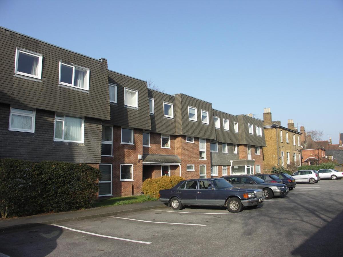 Two-bedroom In Windsor