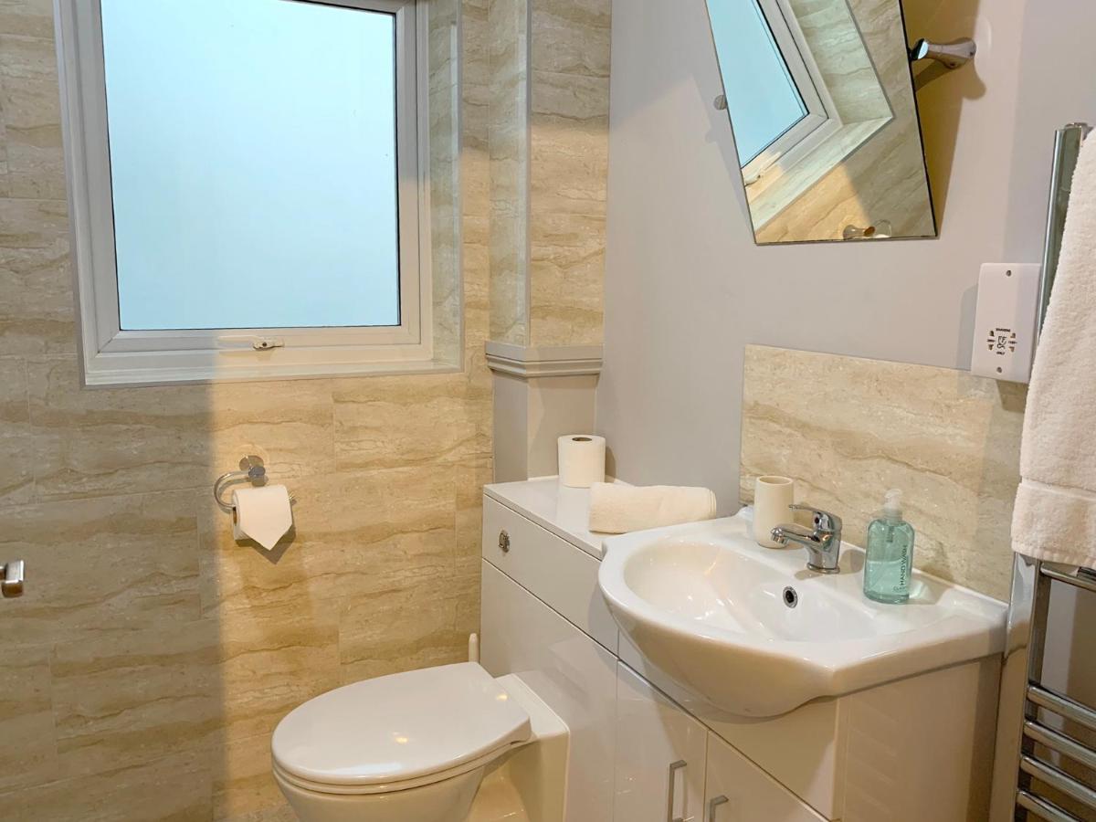 Two-bedroom In * Windsor