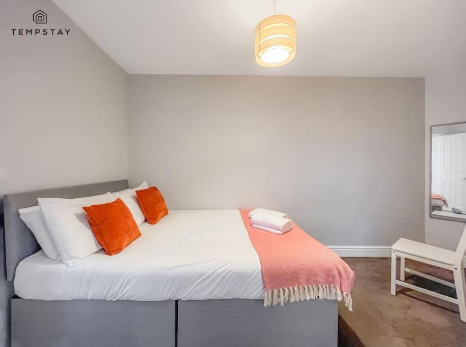 Apartment Cosy In & Free Parking *