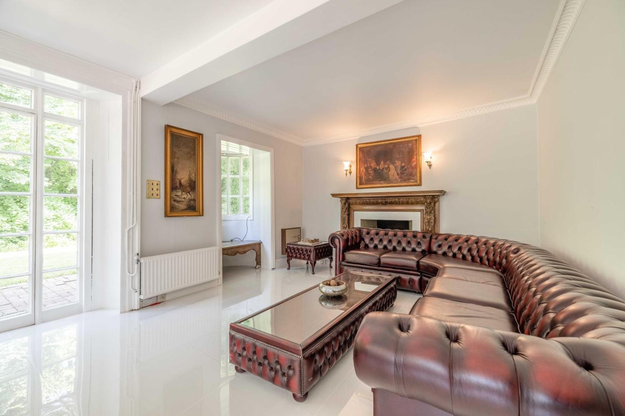 Royal Grand Manor House Holiday home *