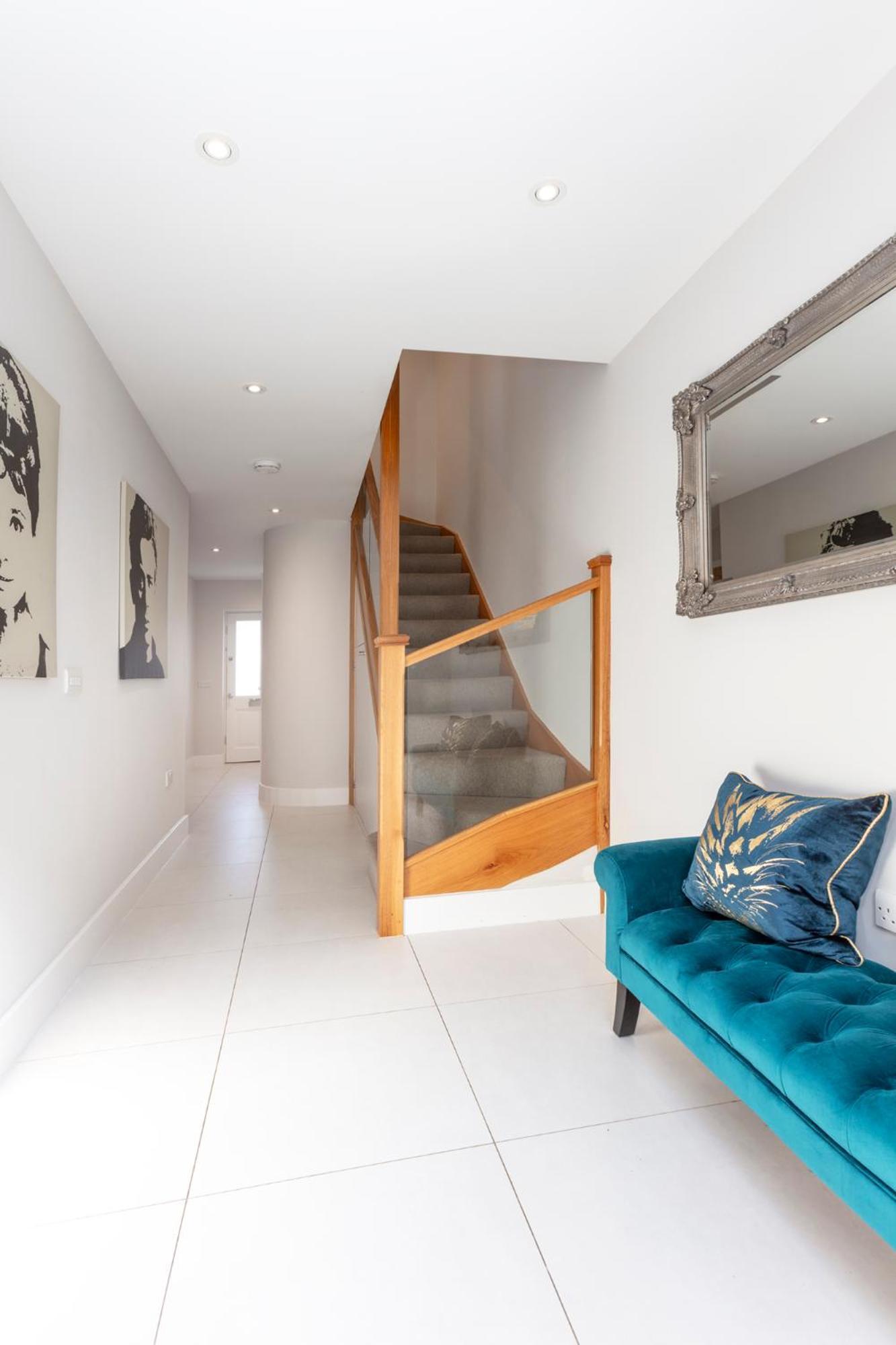 Luxurious Town House Windsor