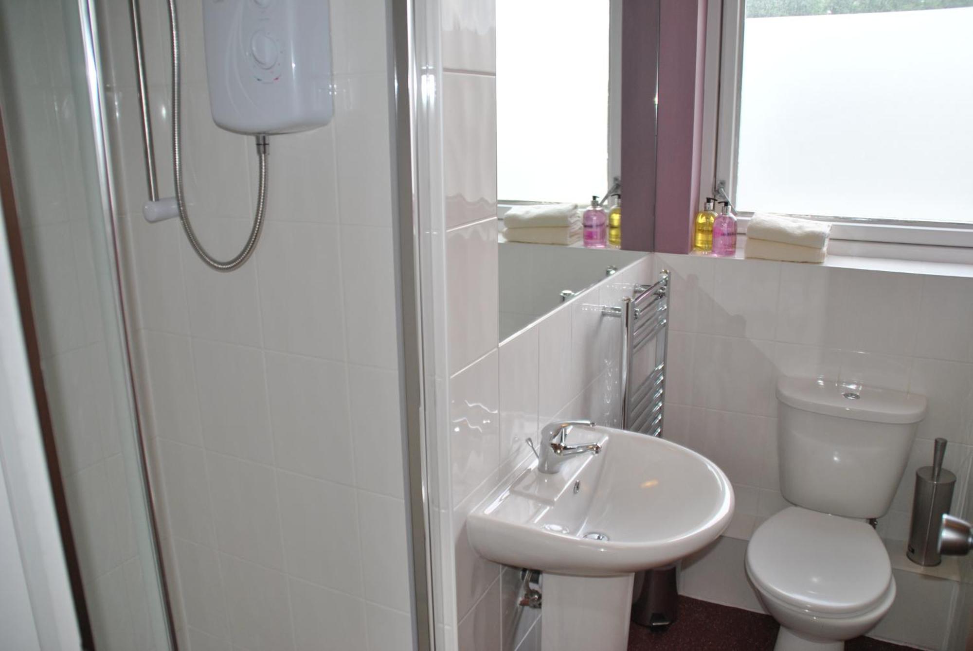 Apartment 3, Dedworth Road,