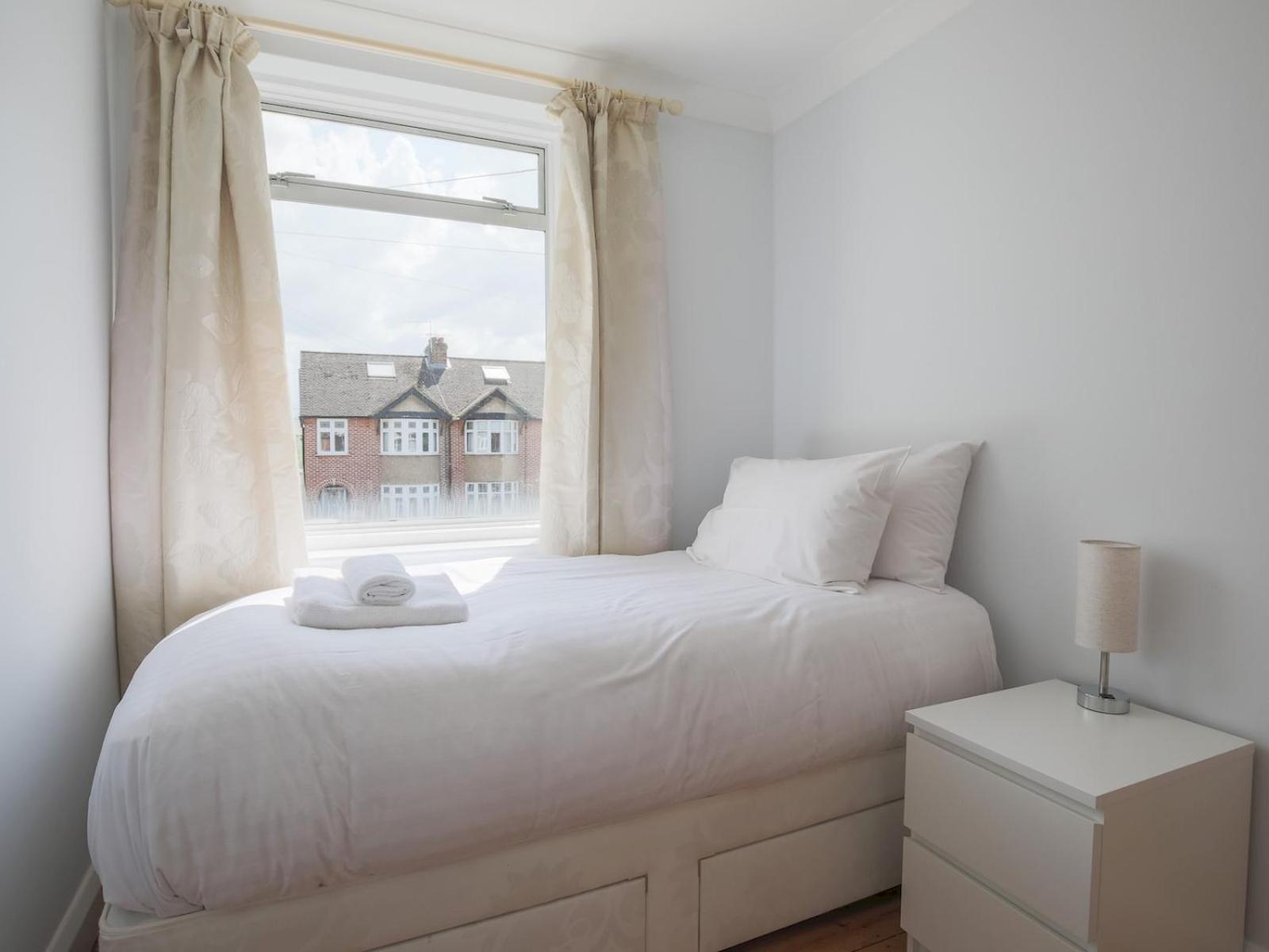 20hr - Spacious 5 Sleeper In - Parking Garden Pass The Keys * Windsor