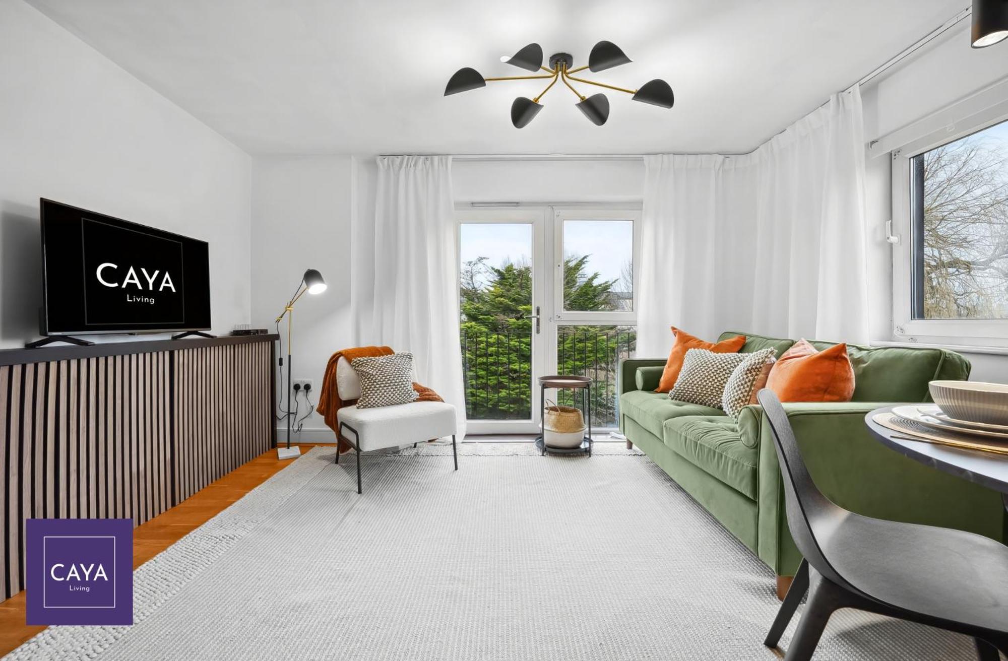 Apartment Caya Living New Luxe 2br In Berkshire - Legoland - Castle - Heathrow Sleeps 6 - Private Gated Parking