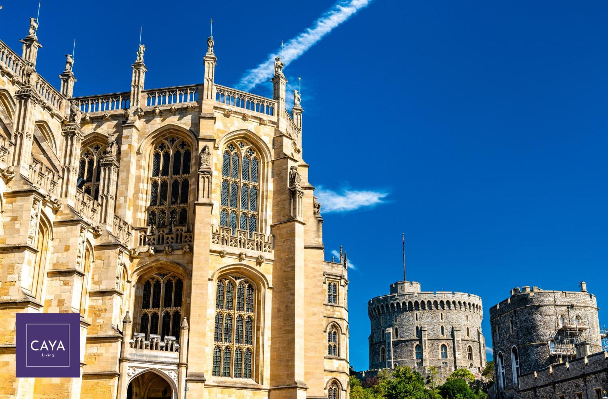 Apartment Caya Living New Luxe 2br In Berkshire - Legoland - Castle - Heathrow Sleeps 6 - Private Gated Parking