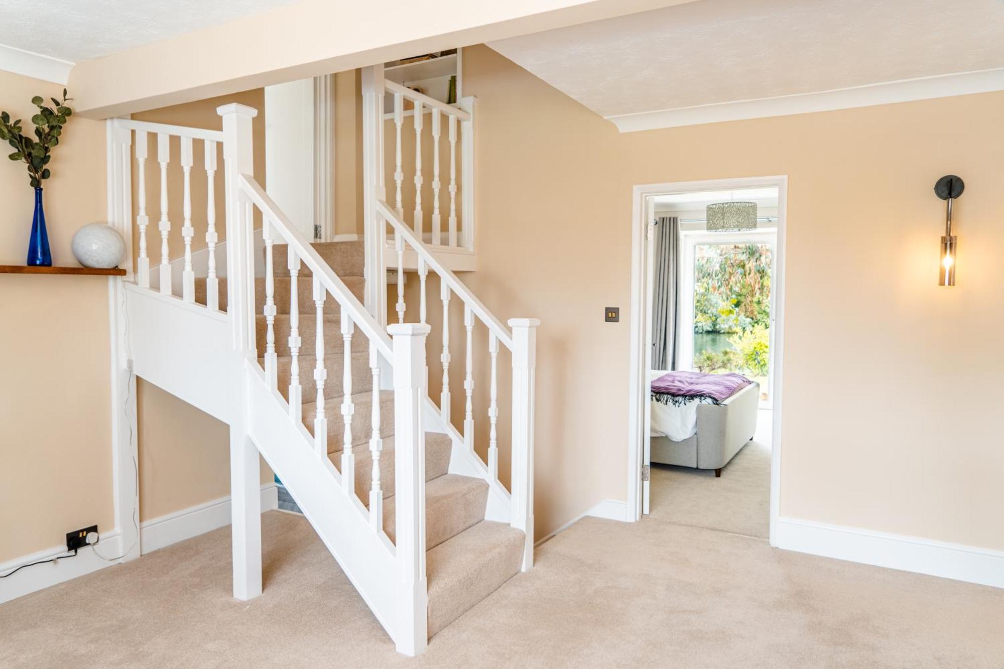 Holiday home Riverside Bliss In Windsor, 5 Bed, Secure Parking Windsor