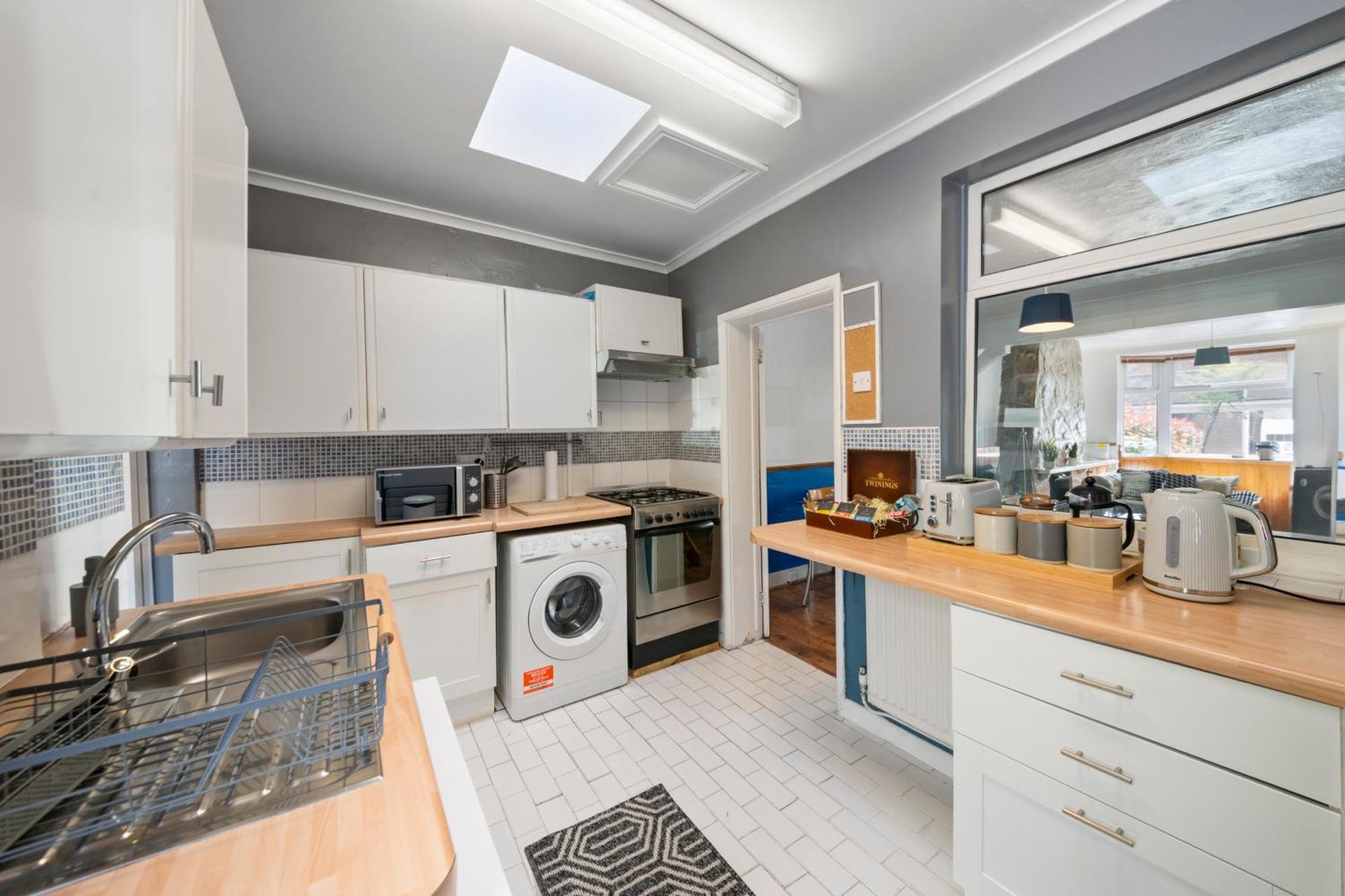 Charming With Free Parking That Is Perfect For Relaxation * Windsor