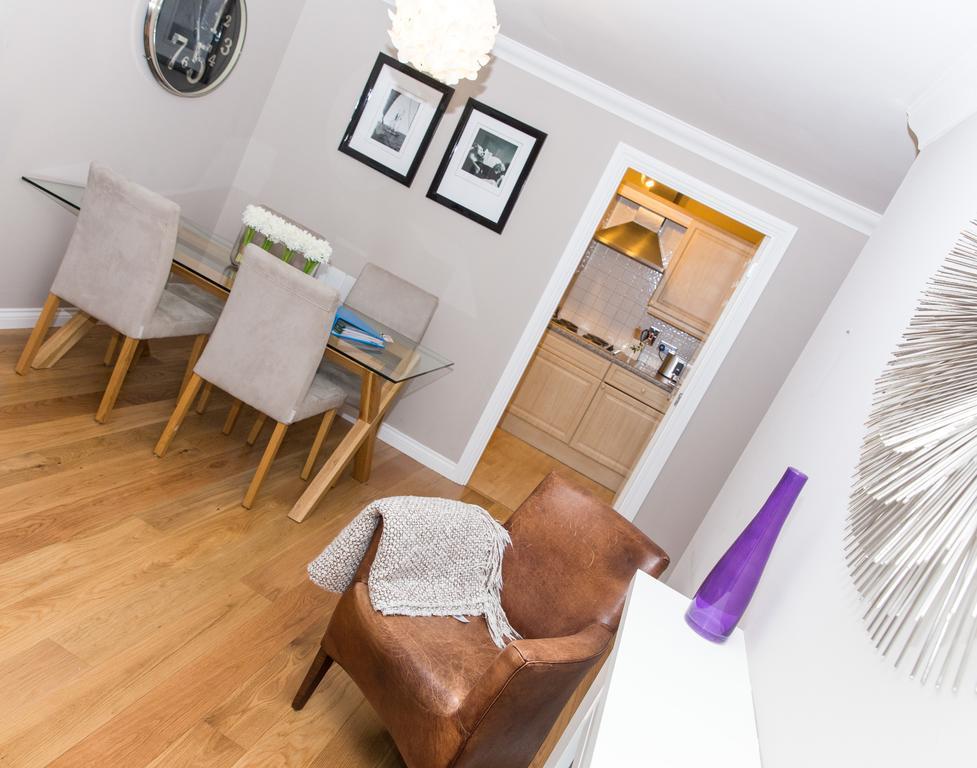 Apartment 2 Bed 2 Bath Windsor Apartment & Parking 15Cc