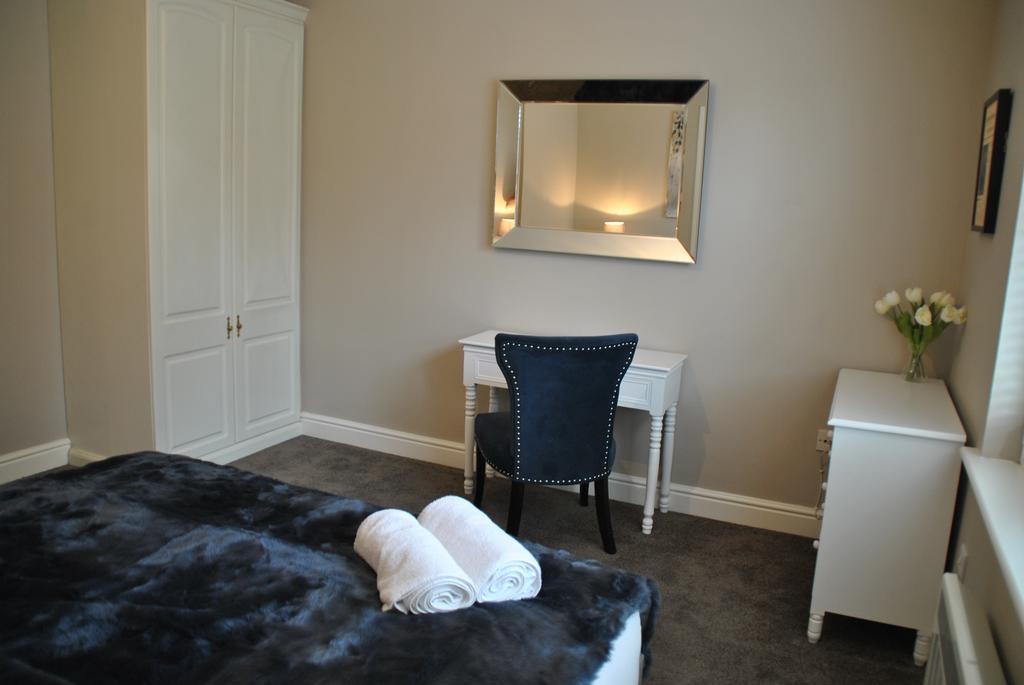 Lord Raglan House One Bedroom With Parking Apartment