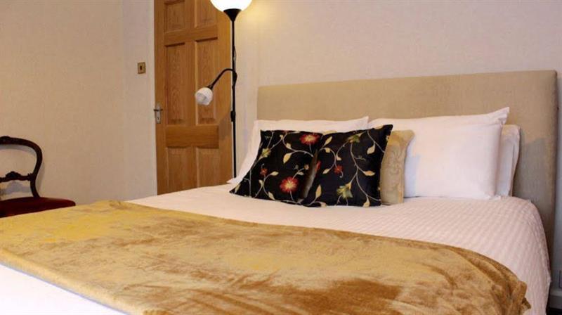 Oyo Vale Hotel