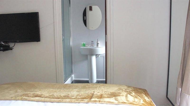 Oyo Vale Hotel 3*