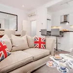 Castle Properties: The Sovereign 5 Bed Town House