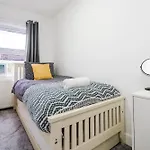 Albert Street Retreat, Windsor