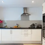 Hampden Apartments - The Louis