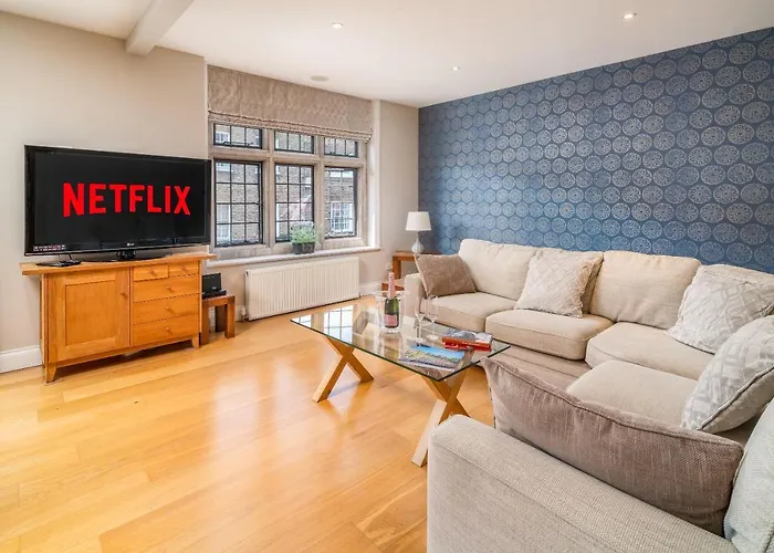 Castle Properties:Eton-The College