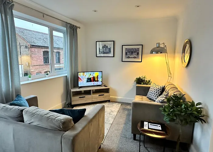 2 Bedroom Apartment In Central Windsor 33A
