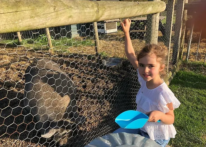 Willow Court Farm Studio West & Petting Farm, 8 Mins To Legoland & Windsor, 15 Mins To Lapland Uk