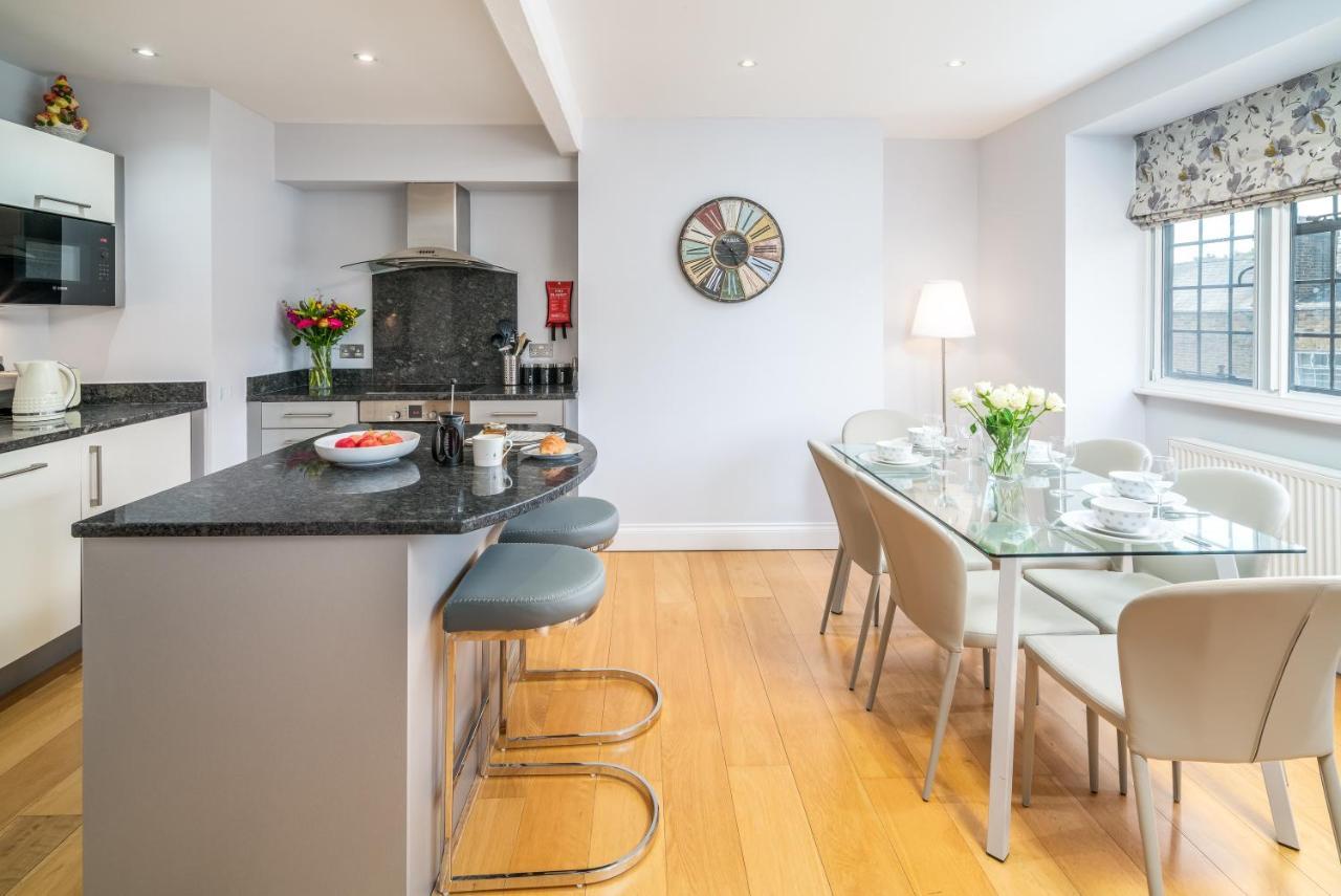 Castle Properties:eton-the College