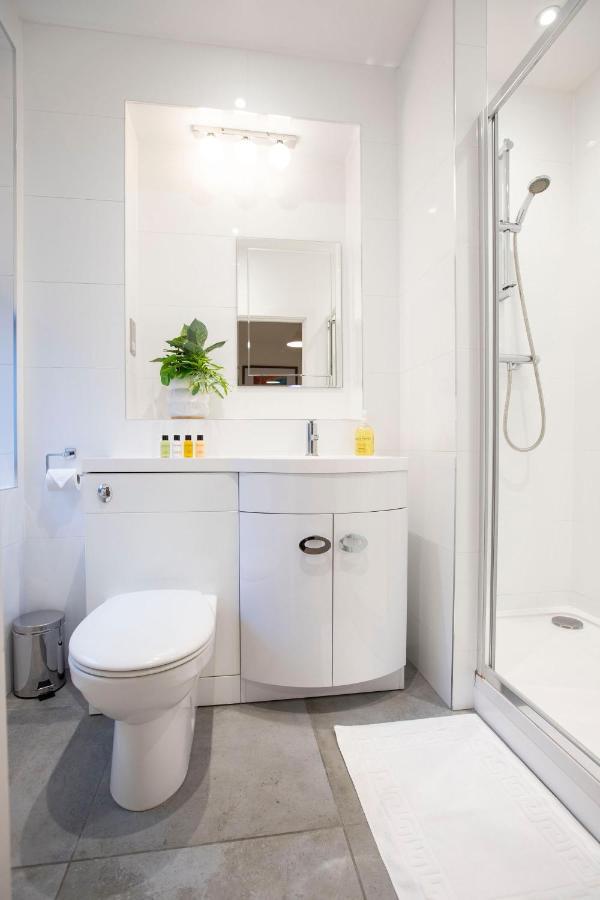 Urban Living's - The King Edward I Luxury In The Heart Of Apartment *