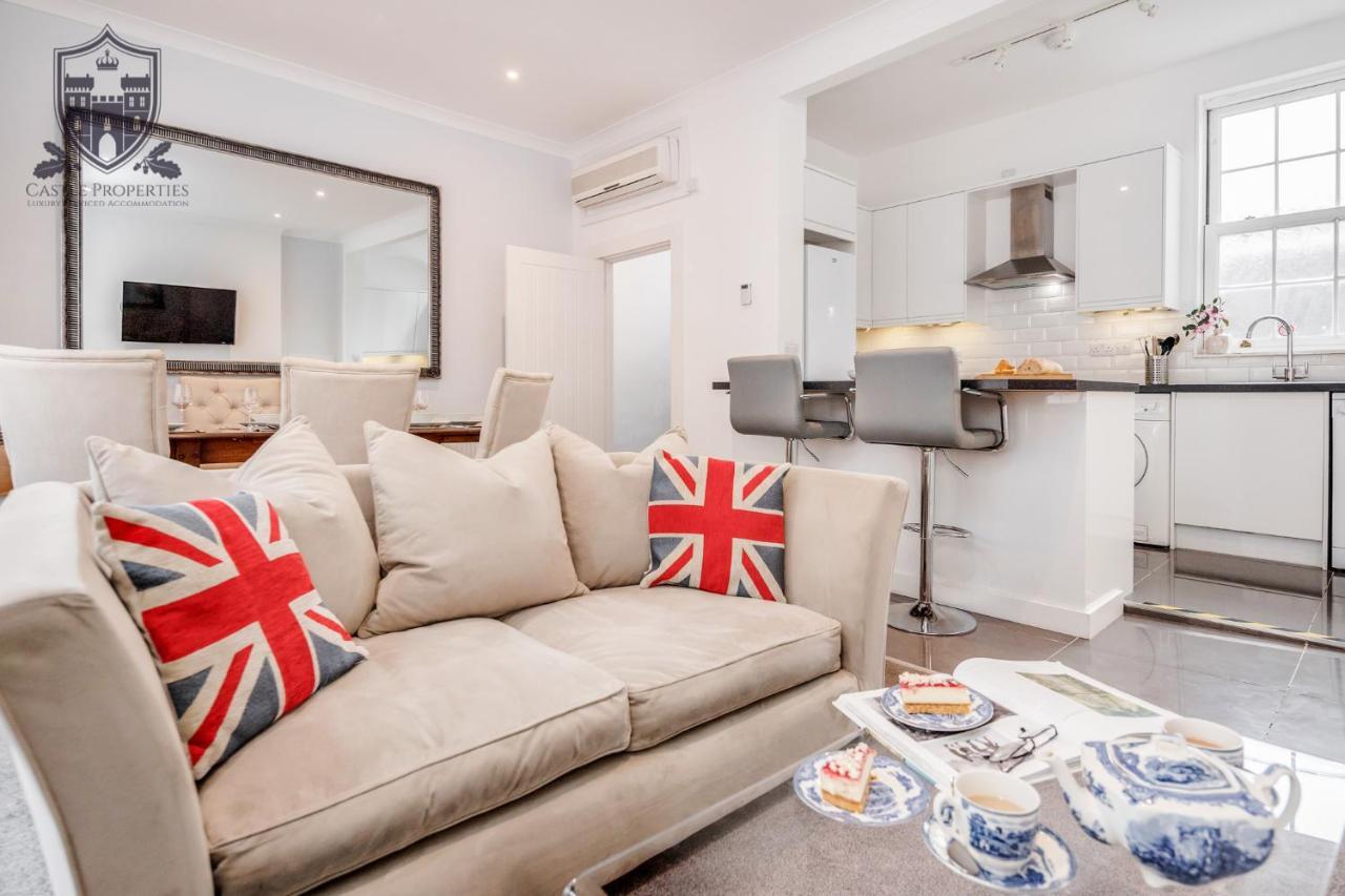 Castle Properties: The Sovereign 5 Bed Town House Apartment