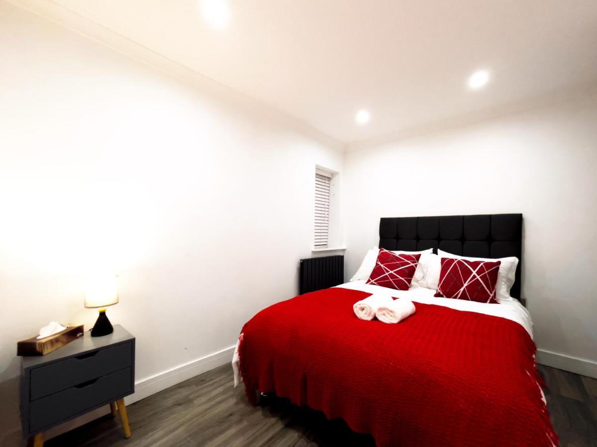 Karen's Place In Apartment Windsor