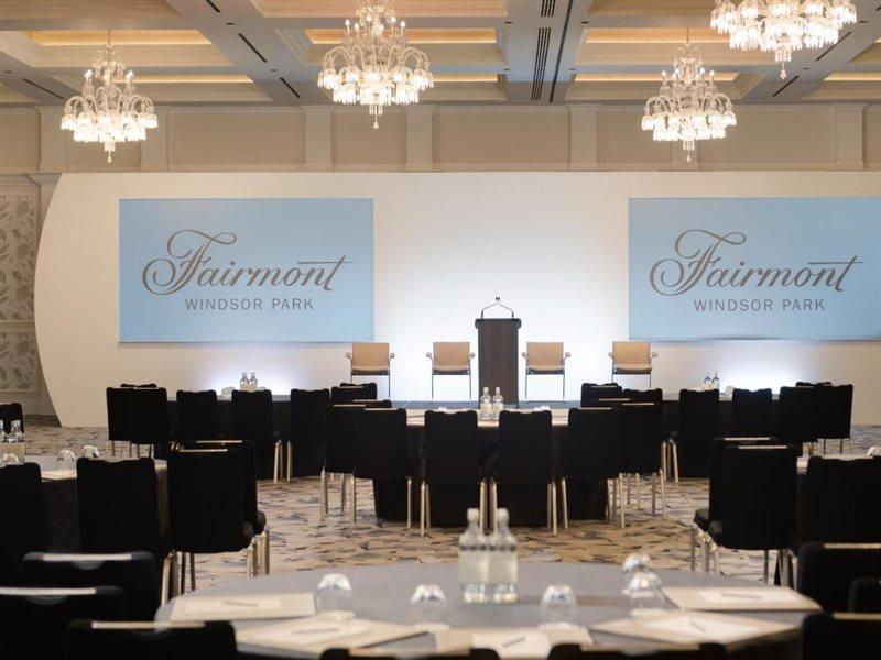 Fairmont Park Hotel