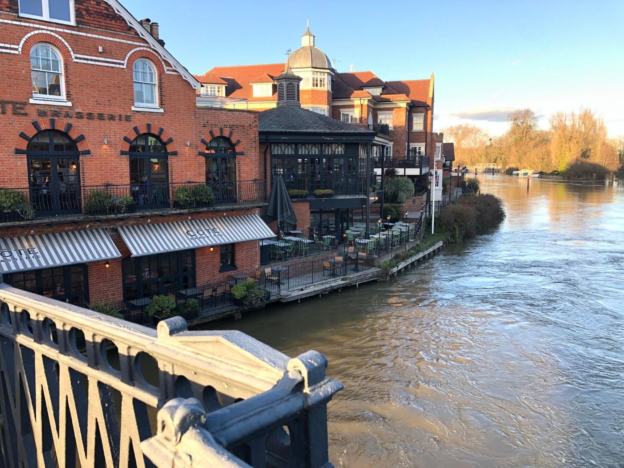 One Bed In Town Centre, 5 Min Walk To The Castle!!