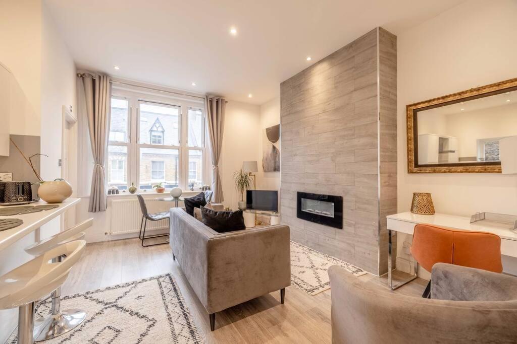 1 Bedroom Gem,shared Garden Apartment Windsor