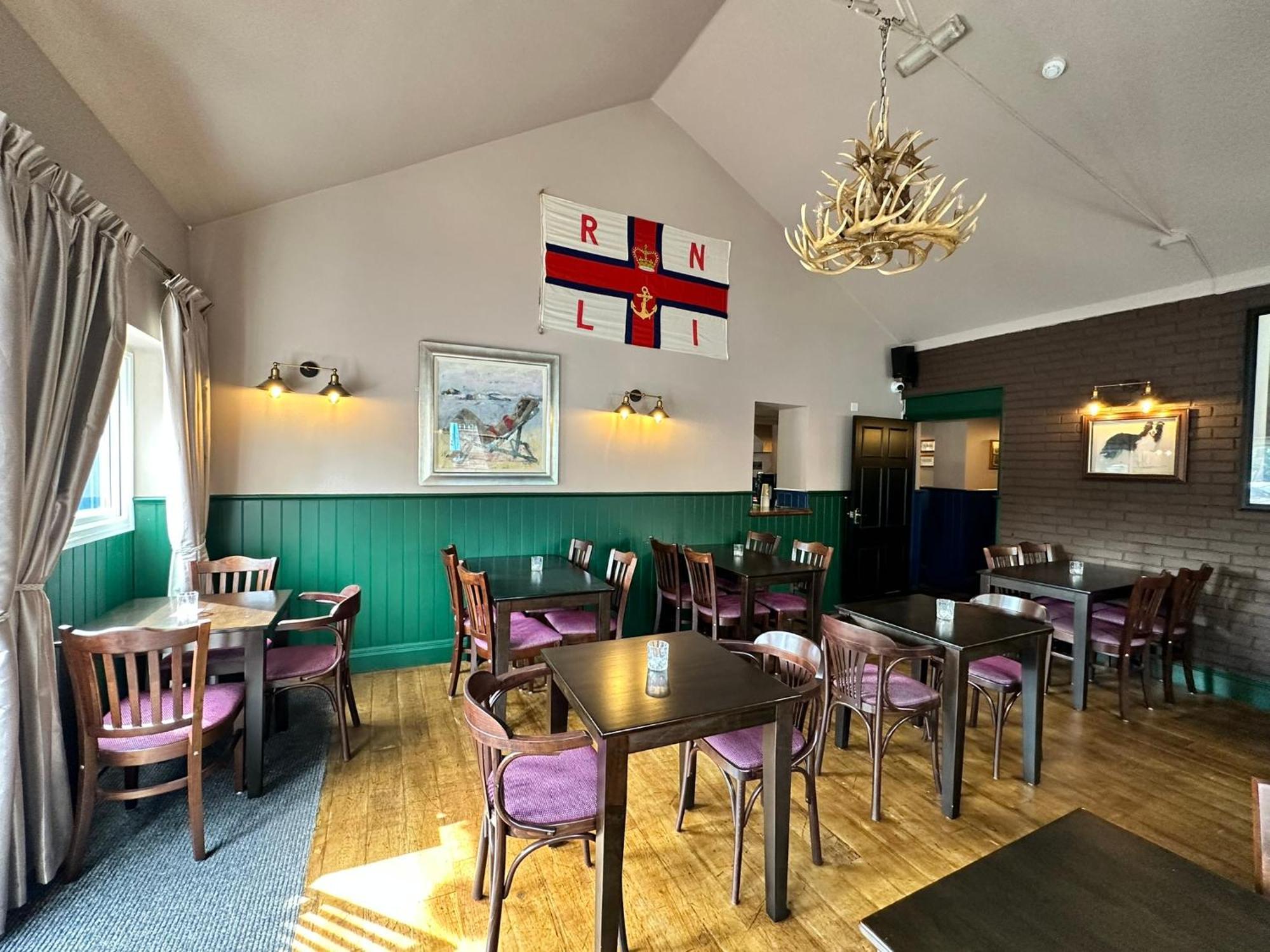 Hotel The Pub & With Onsite Free Parking 2 Minutes From Legoland