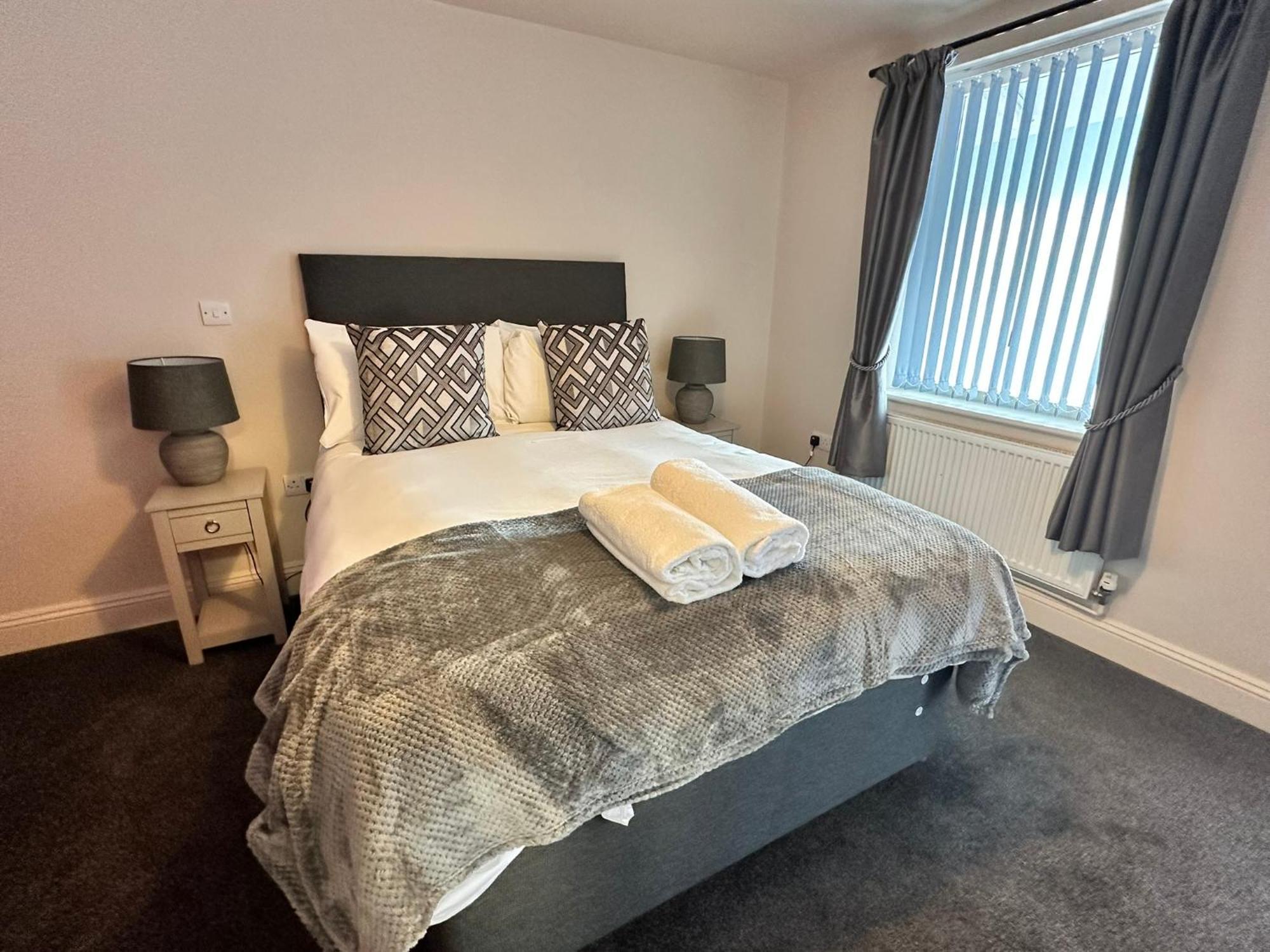 The Pub & With Onsite Free Parking 2 Minutes From Legoland 3*