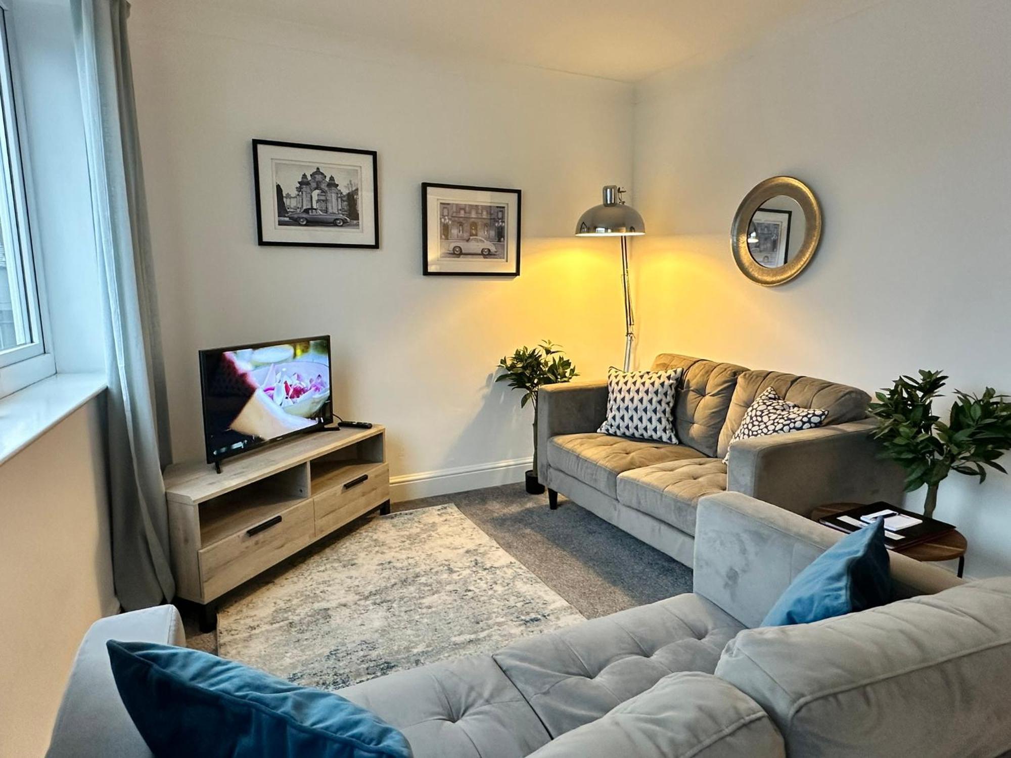 2 Bedroom In 33a *
