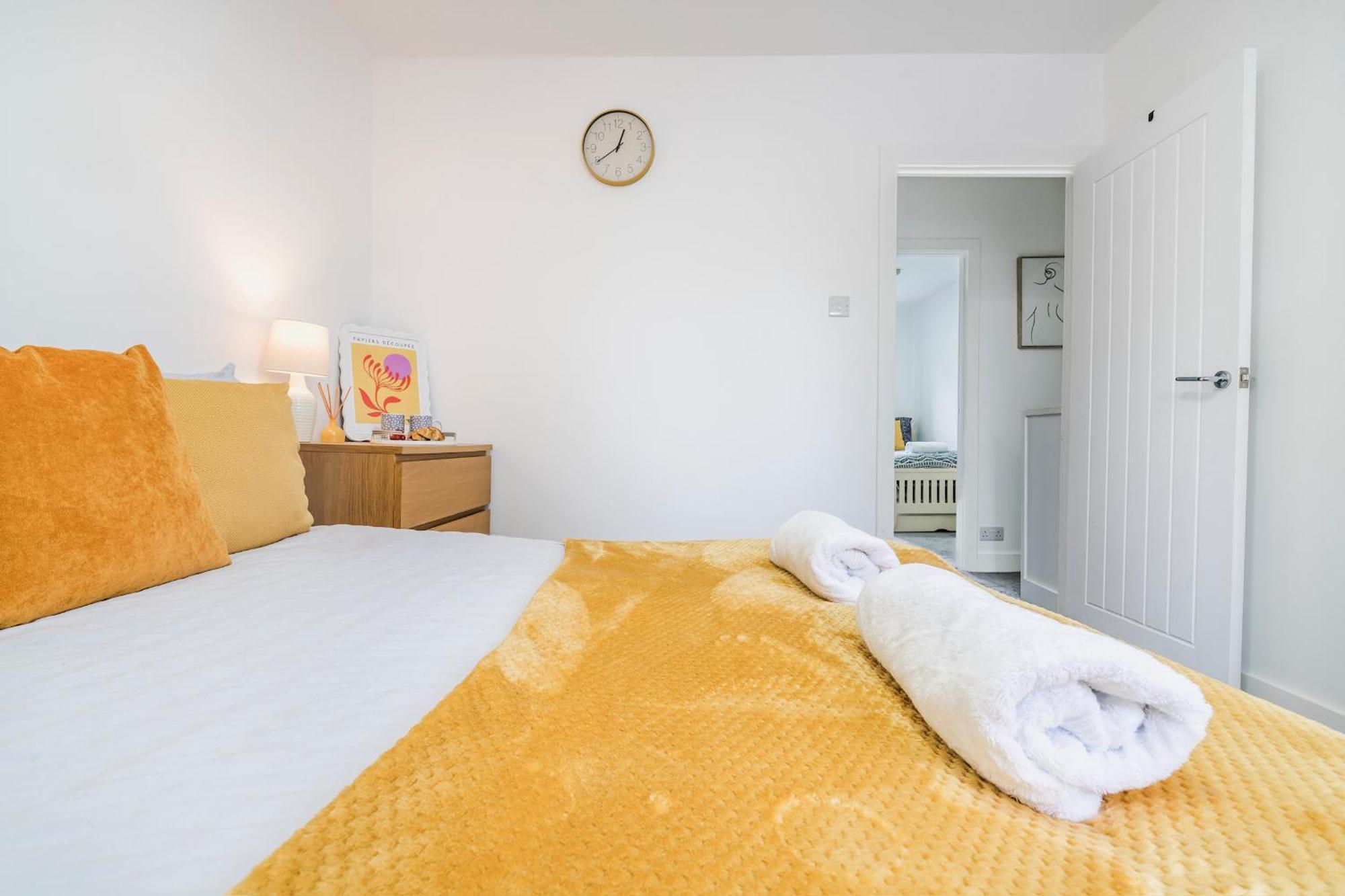 Street Retreat, Holiday home *