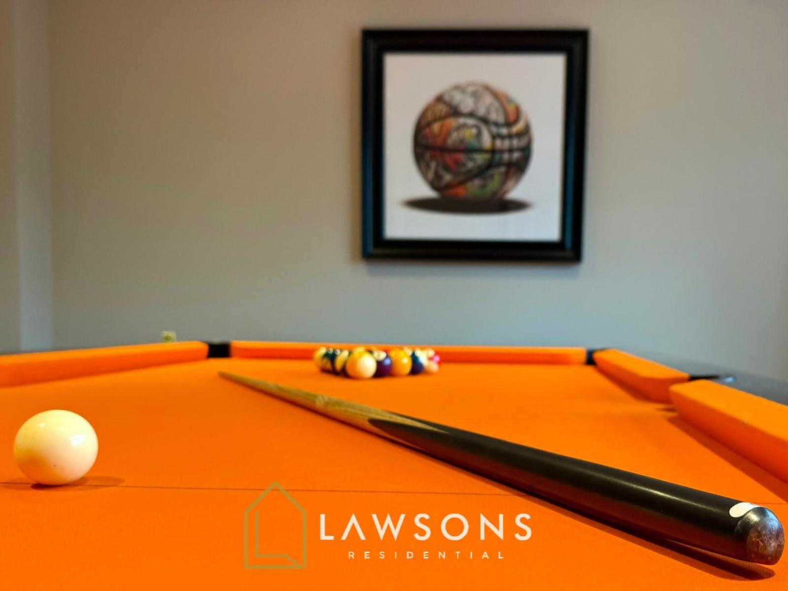 Executive Living By Lawsons- Moments From Legoland Villa Windsor