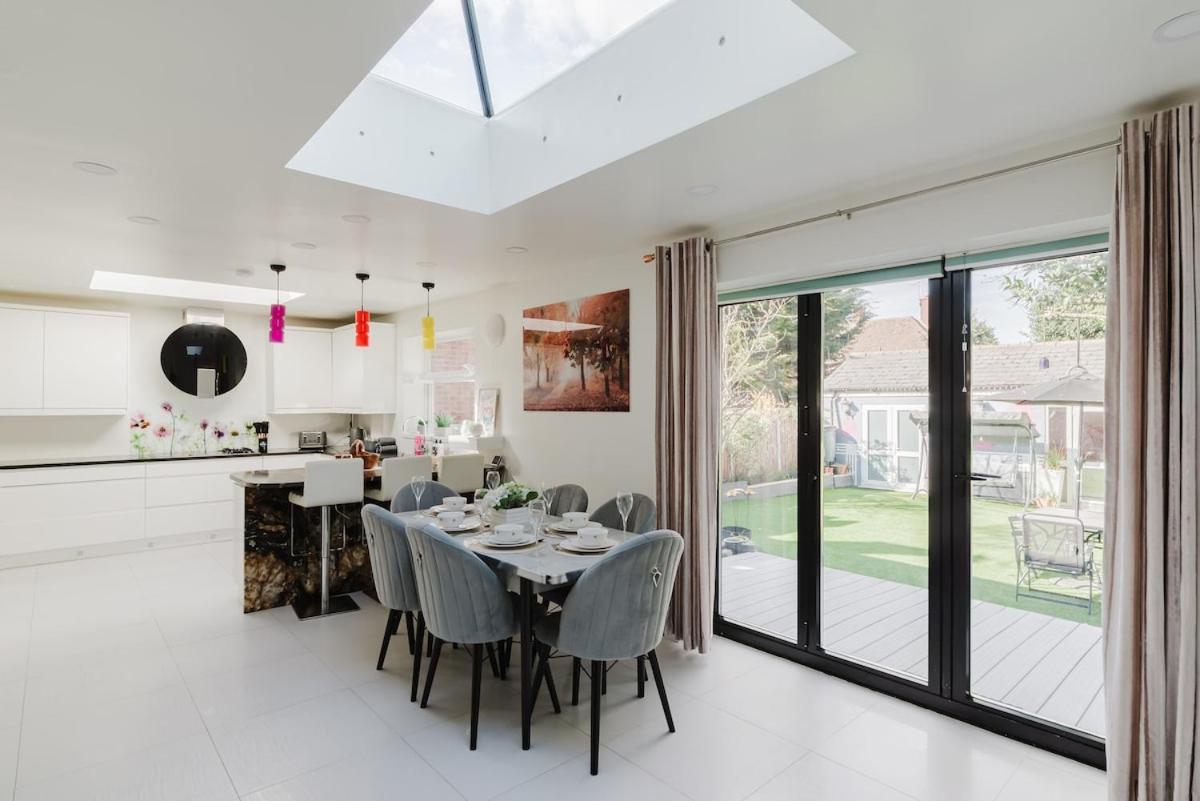 Apartment Four Bedroom House By Brookland Serviced Short Lets London With Free Wifi Windsor