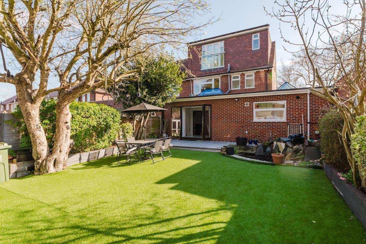 Apartment Four Bedroom House By Brookland Serviced Short Lets London With Free Wifi Windsor