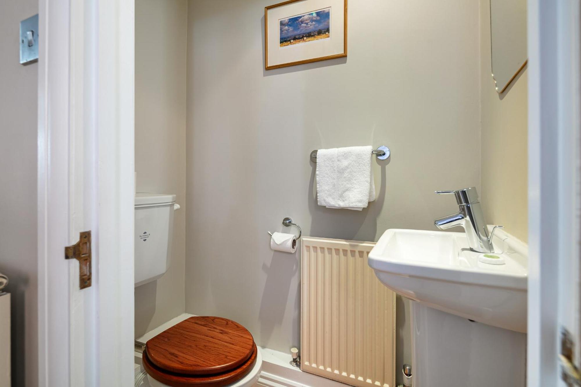 Castle 4-bed & Garden Holiday home
