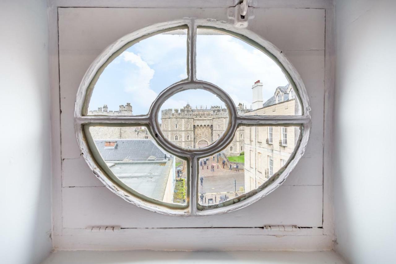 Apartment Castle Properties: The Sovereign 5 Bed Town House Windsor