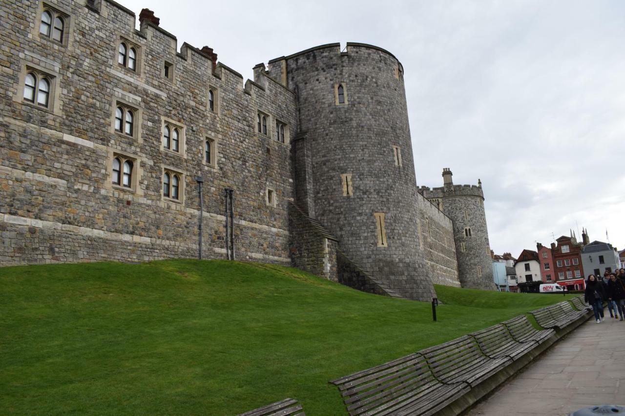 Apartment Castle Properties: The Sovereign 5 Bed Town House