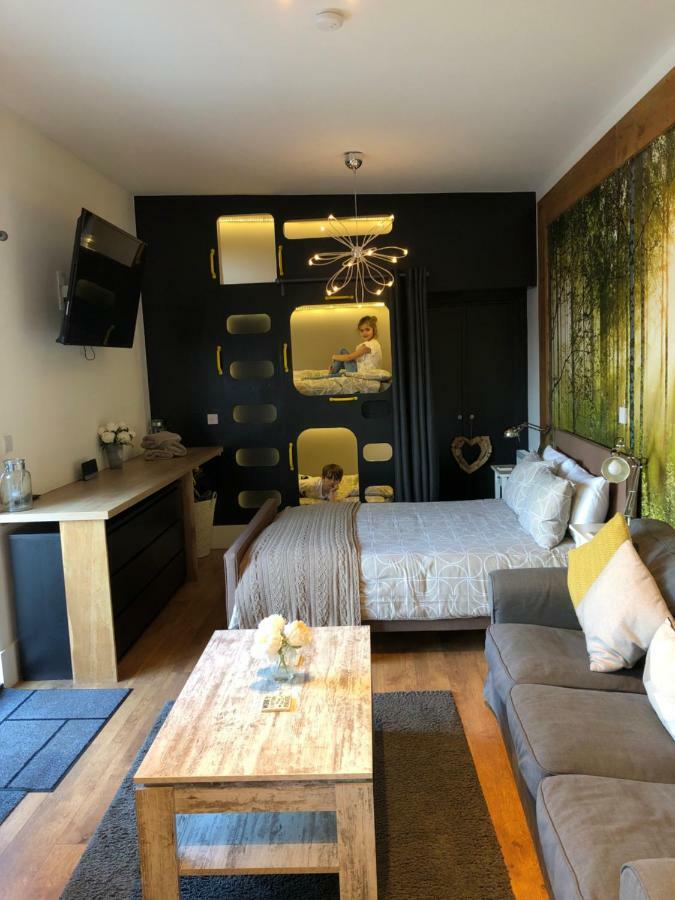 Holiday home Willow Court Farm Studio West & Petting Farm, 8 Mins To Legoland & Windsor, 15 Mins To Lapland Uk *